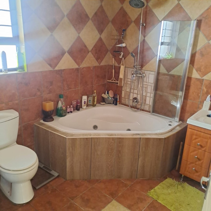 3 Bedroom Property for Sale in Deneysville Free State